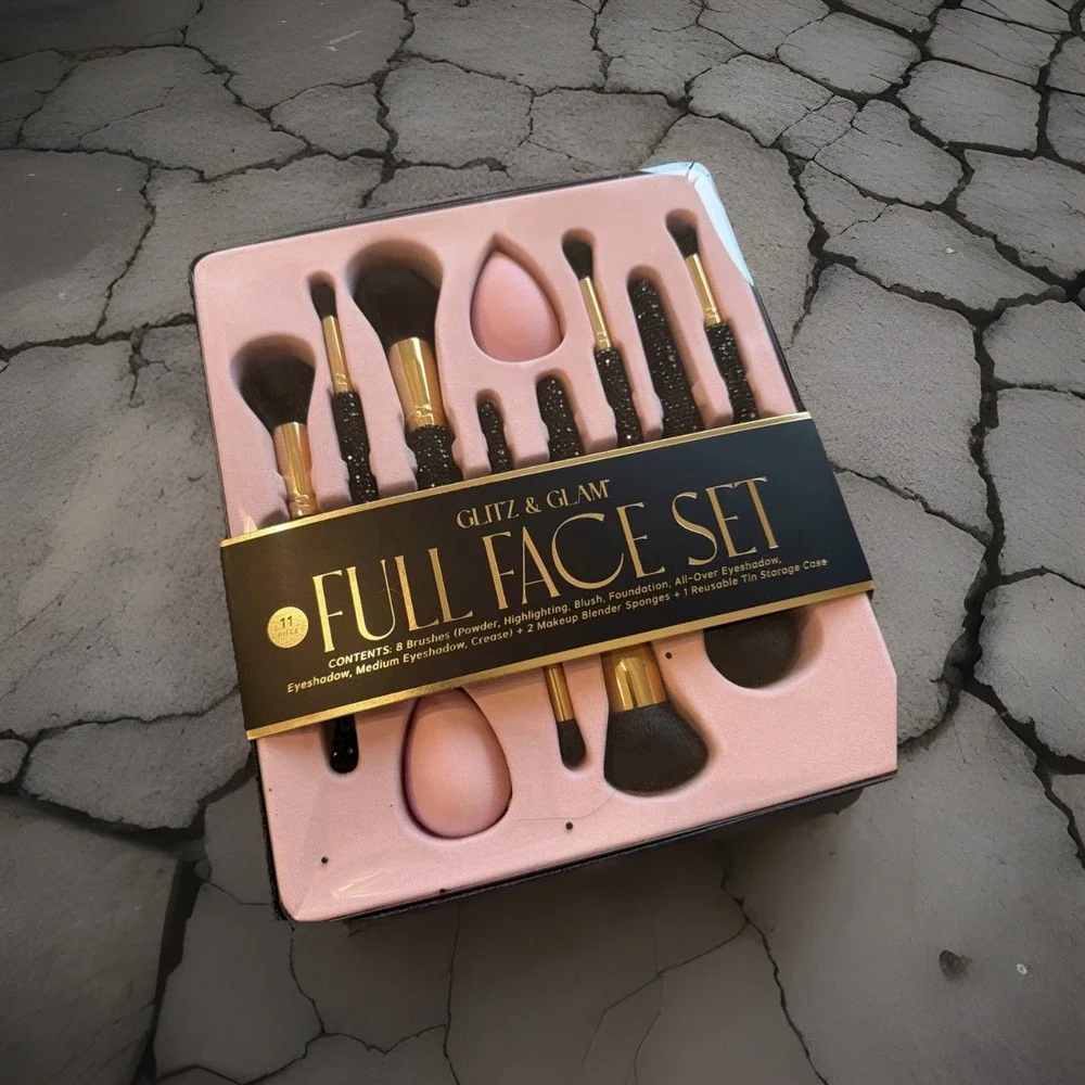 Rare TikTok Glitz and Glam 11 Piece Full Face Set Rhinestone Makeup Brush Black